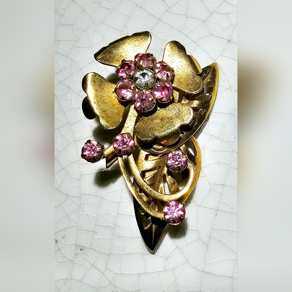 Gold and purple pink crystal rhinestone flower bouquet brooch, grannycore art